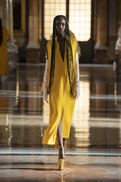 Look 66